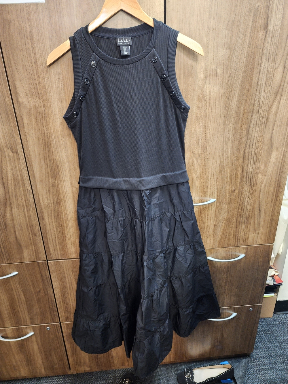 Nicole Miller New York Black Sleeveless Button-Trim Midi Dress